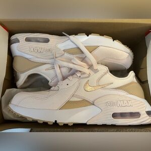 Women’s Nike Air Max Excee